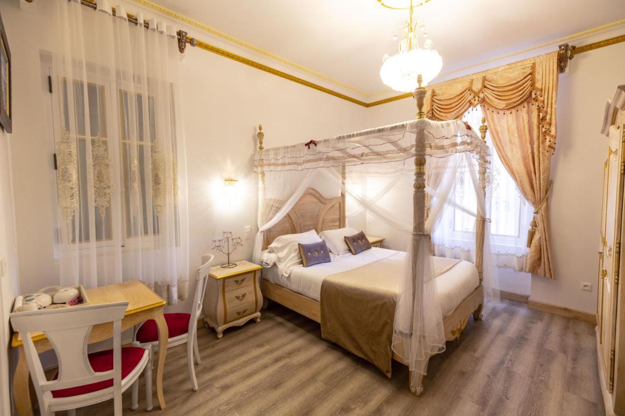 Chambre A Baldaquin Maison De L'Eglise Du Couvent Нарбон Екстериор снимка