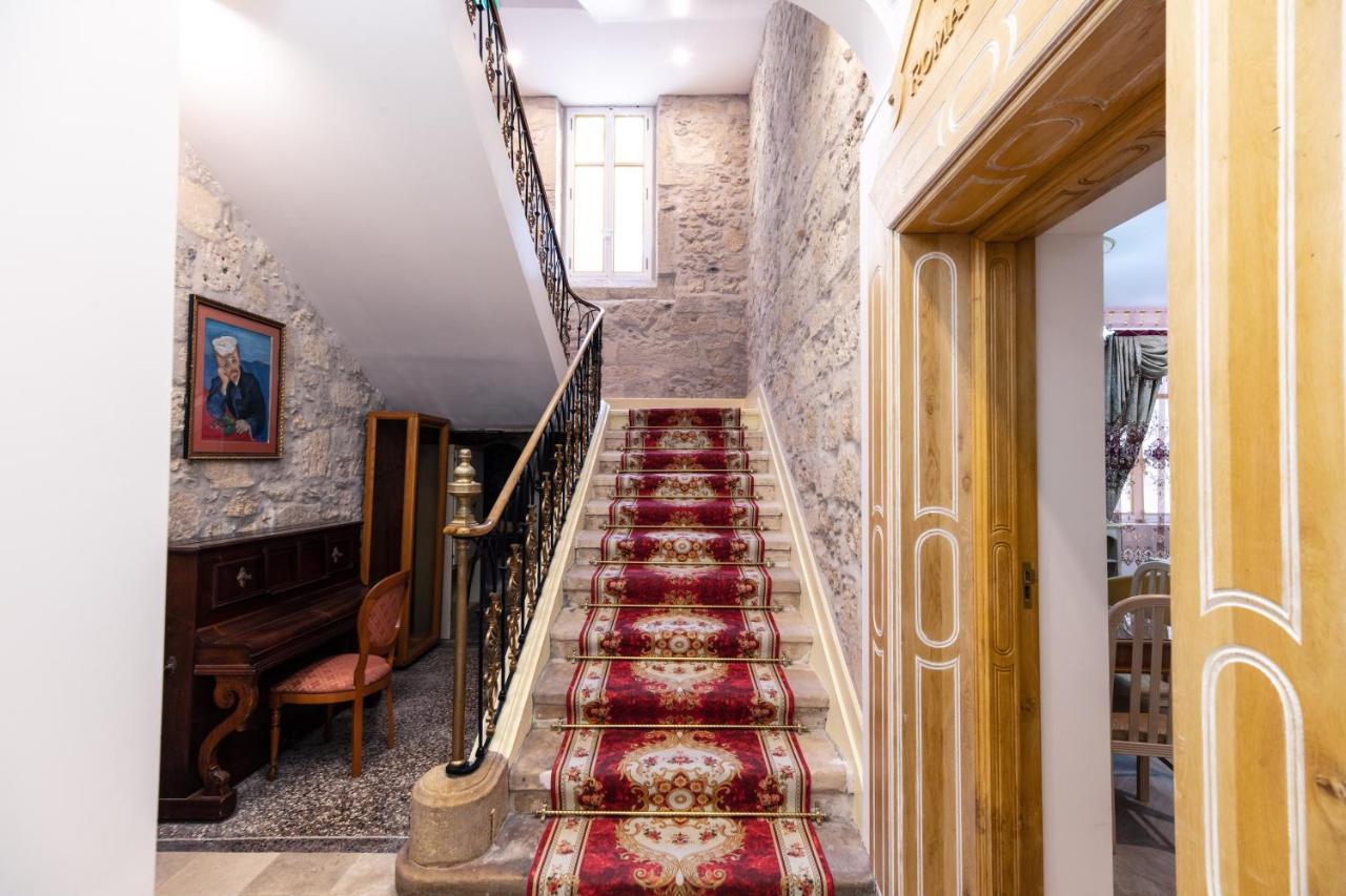Chambre A Baldaquin Maison De L'Eglise Du Couvent Нарбон Екстериор снимка
